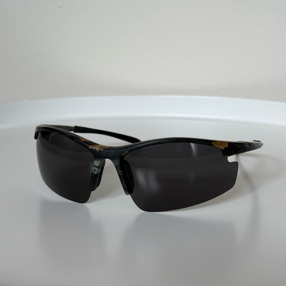Vintage Y2K Realtree Camo Sunglasses
